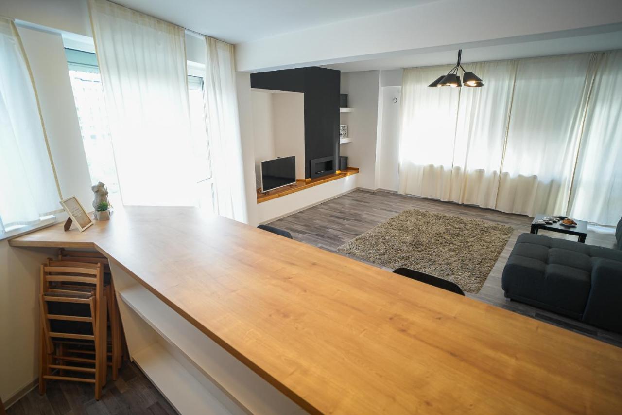 Penthouse With Huge Rooftop & Amazing City View Βουκουρέστι Εξωτερικό φωτογραφία