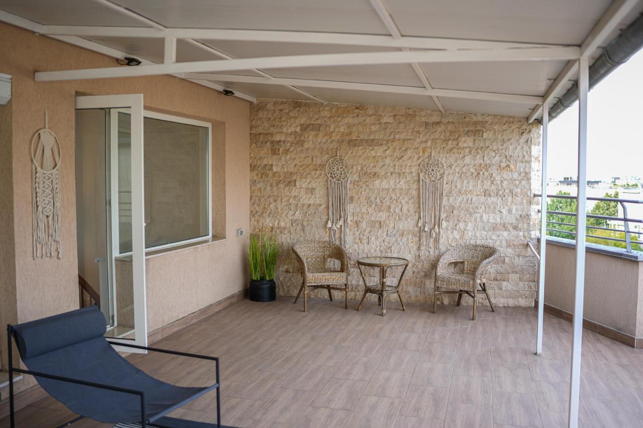 Penthouse With Huge Rooftop & Amazing City View Βουκουρέστι Εξωτερικό φωτογραφία
