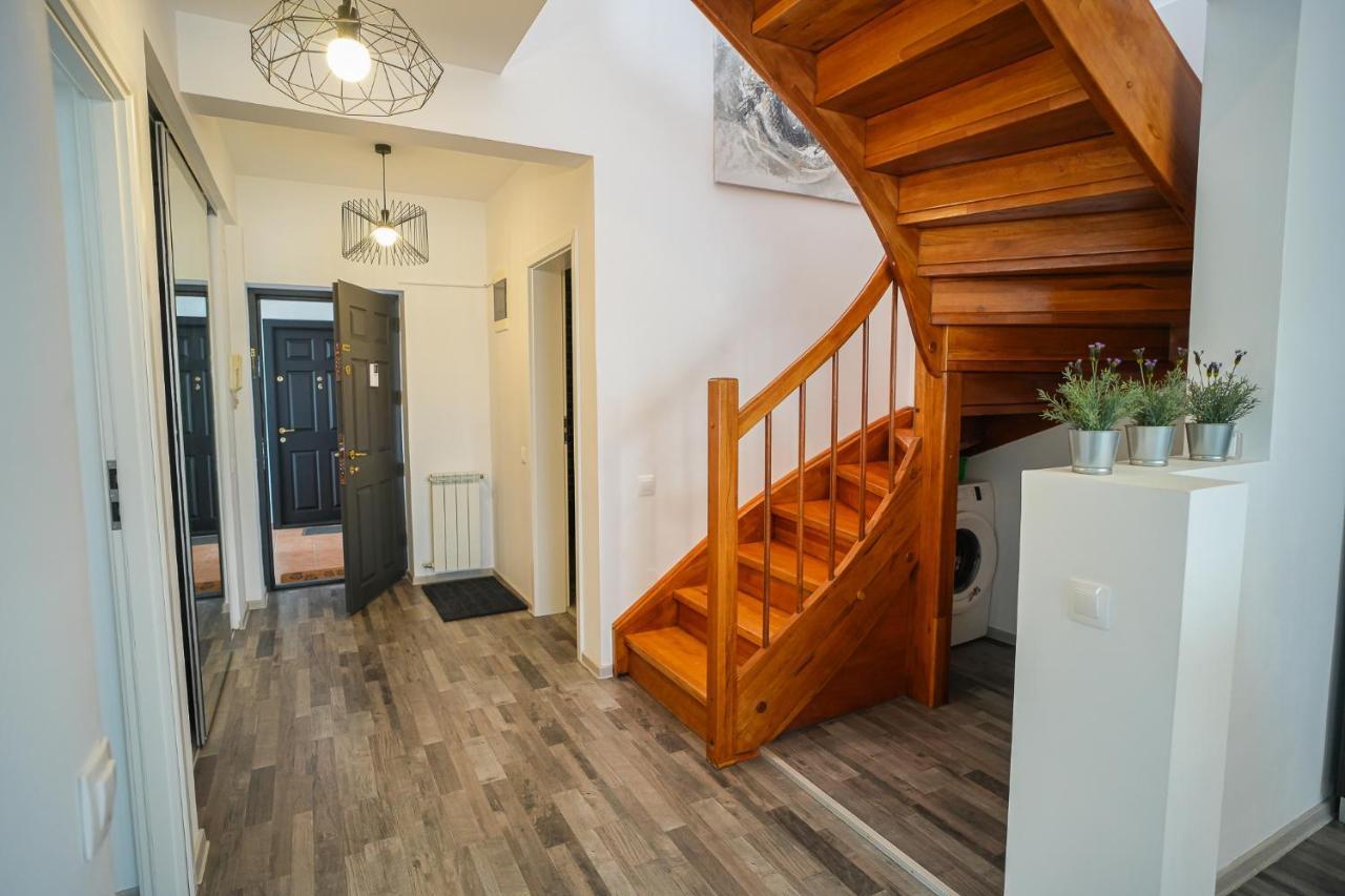 Penthouse With Huge Rooftop & Amazing City View Βουκουρέστι Εξωτερικό φωτογραφία